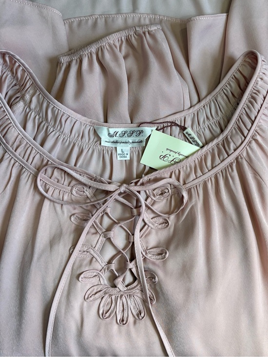 Max Studio Specialty Tops - MSSP Max Studio Specialty Products Blush Pink Lace-Up Peasant Blouse, Sz L, NWT